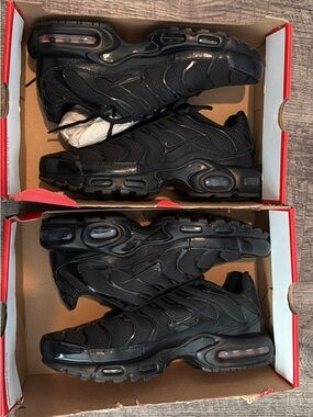 Nike Black Air Max TN Styled Sneakers